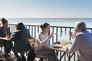 Cómo es el exitoso restaurante de Fernando Trocca que recrea un clima de vacaciones