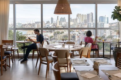 Desde su apertura en 2021, Novotel se consolidó en una sólida propuesta hotelera en Rio Vermelho.
