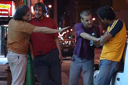 Desde su estreno, la serie argentina Okupas logró escalar a los primeros puestos de lo más visto de Netflix