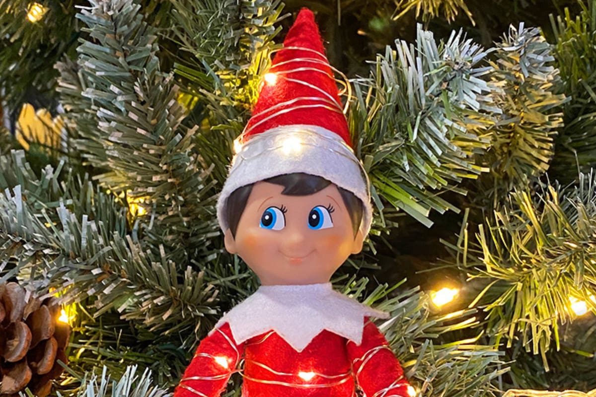 Desde su llegada el 1 de diciembre hasta su despedida en Nochebuena, el elfo es sinónimo de ilusión navideña