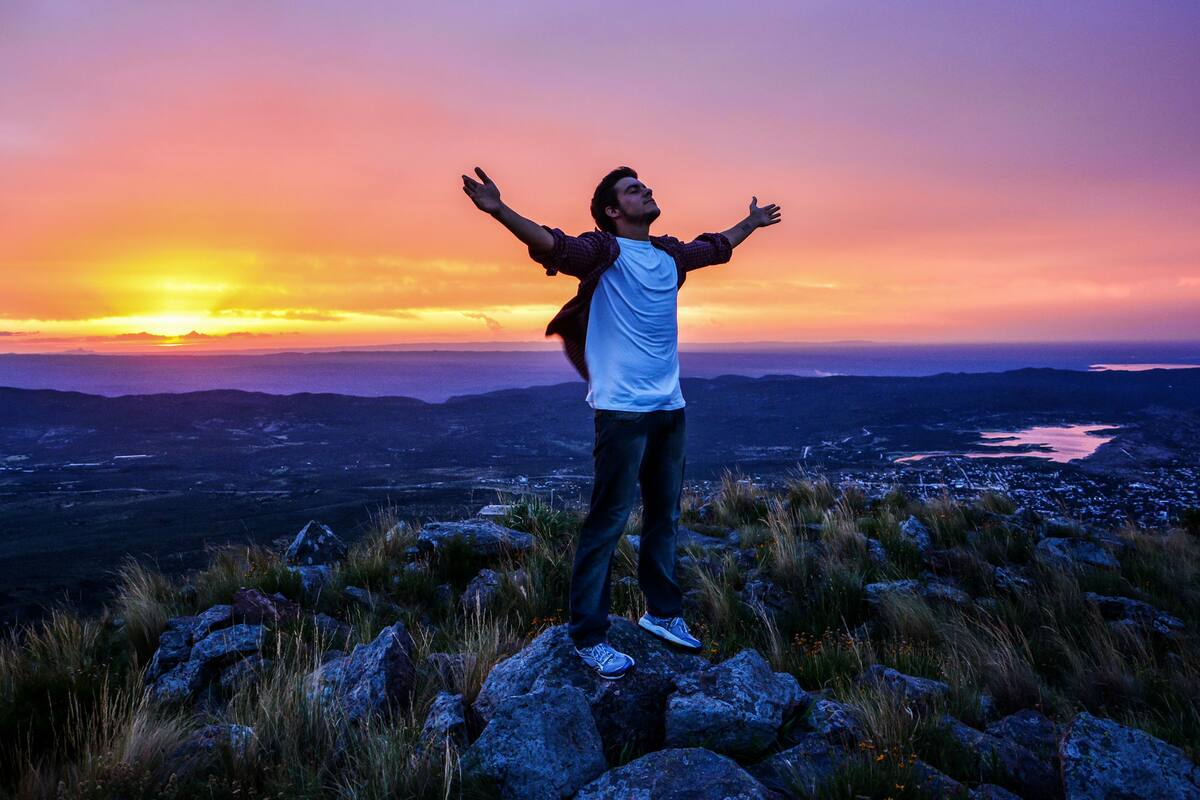 Desde sus paisajes naturales hasta su rica gastronomía, la provincia de Córdoba te invita a disfrutar de unas vacaciones llenas de experiencias únicas