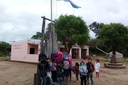 Desde tu lugar entregará 440 mochilas a chicos en Corrientes, Santiago del Estero, Salta y Jujuy