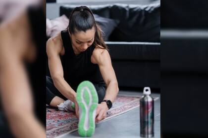 Desembolsar mucho dinero en equipos de entrenamiento físico no es práctico, sobre todo si sospechamos que acabarán en un armario polvoriento (Foto Pexels)