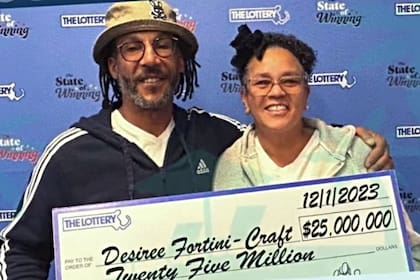 Desiree Fortini-Craft se llevó el gran premio de US$25 millones con un juego instantáneo de la Lotería de Massachusetts