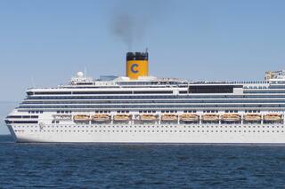 La desesperación de los argentinos varados en el crucero Costa Pacifica