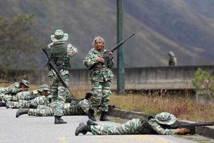 Desplegó a las Fuerzas Armadas y a las milicias chavistas en todo el territorio; los expertos denuncian una política de amedrentamiento