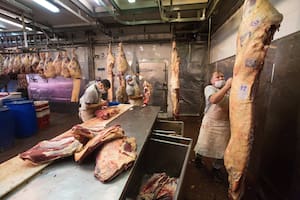 Desposte en una carniceria de Mataderos cerca del Mercado de Hacienda de Liniers