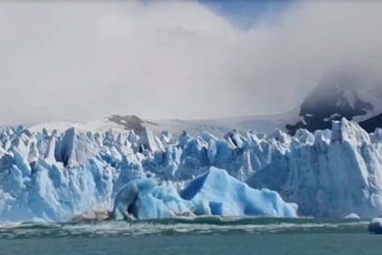 Desprendimiento de base, el fenómeno que se pudo ver en el Glaciar Perito Moreno