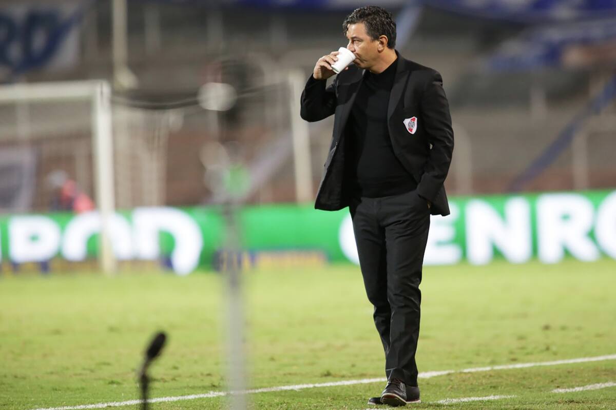 Después de 1-1 en La Bombonera, Marcelo Gallardo eligió desempolvar el 4-1-3-2 que tan buenos resultados le había dado en 2019; contra Godoy Cruz le salió de maravillas.