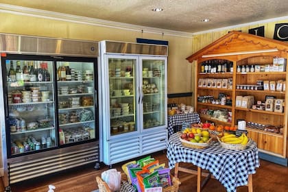 “¡Después de 36 maravillosos años, es hora de colgar el delantal!“, manifestó la dueña del local