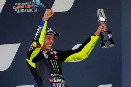 Después de 469 días, Valentino Rossi se trepó a un podio de MotoGP; el italiano terminó tercero en el Gran Premio de Andalucía, en el circuito de Jerez de la Frontera