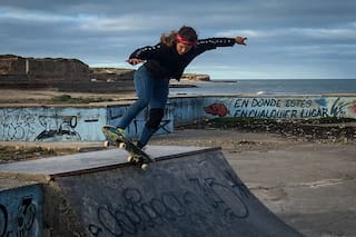 Chapadmalal: el balneario en ruinas que los vecinos convirtieron en pista de skate