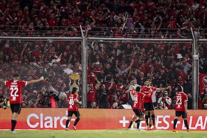 Después de dos meses y medio, Independiente volverá a la acción: afrontará un estreno difícil en el Clausura, como visitante de Estudiantes en La Plata.
