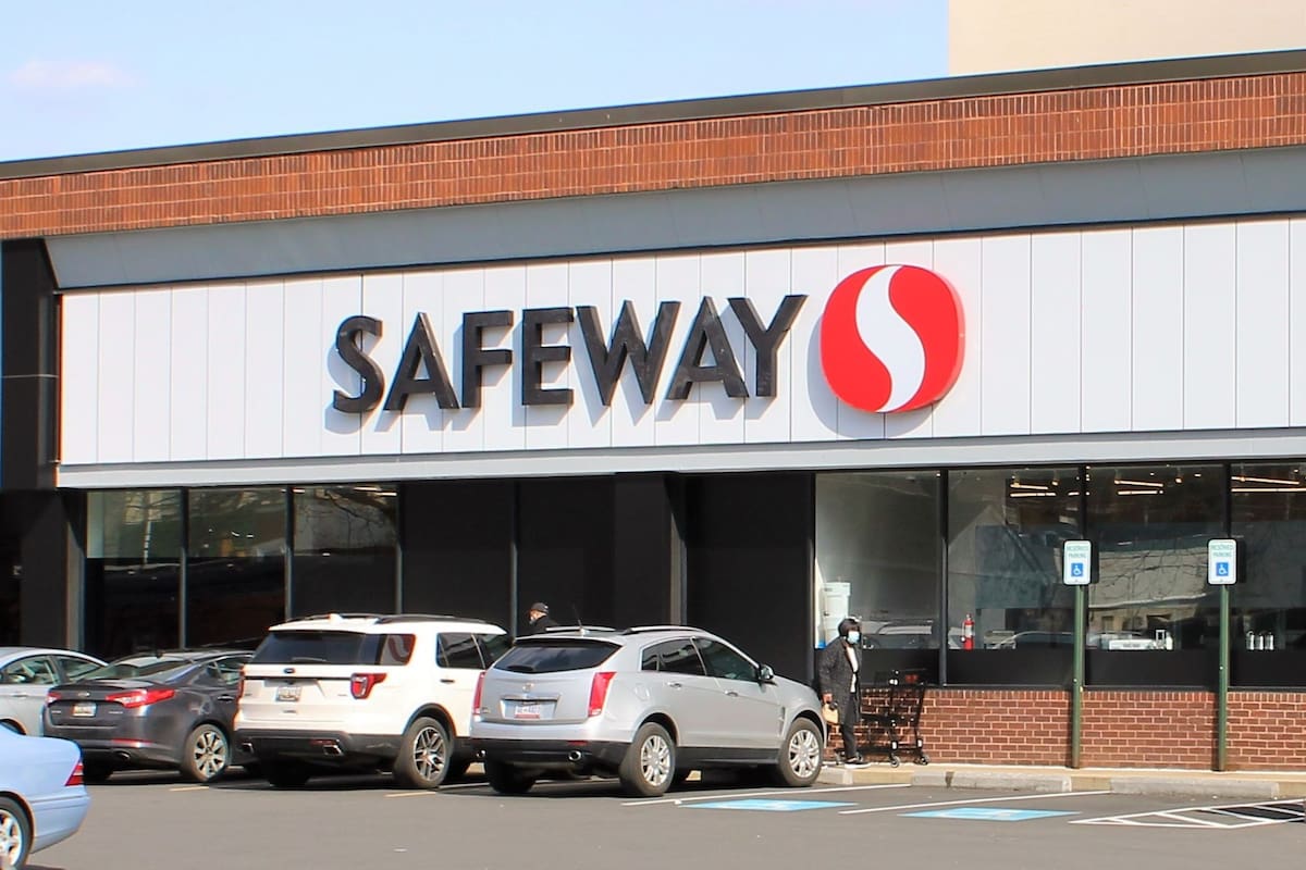 Después de evaluar el rendimiento de sus establecimientos, Safeway decidió cerrar 12 sucursales: 10 de ellas están en Colorado (Farragutful/Wikimedia Commons)