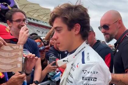 Después de la carrera en la lejana Singapur, Franco Colapinto se reencontró con la presencia de una buena cantidad de simpatizantes argentinos, ahora en Austin, donde la Fórmula 1 iniciará este viernes su Gran Premio de las Américas.