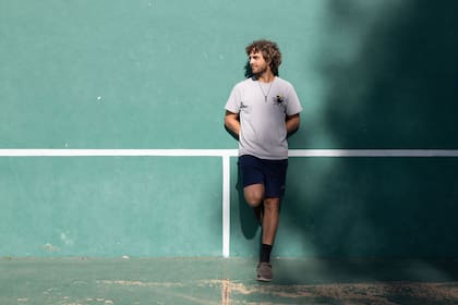 Después de las sombras, la claridad emocional: Marco Trungelliti, en el Racket Club, de Palermo, donde hoy competirá; desde su denuncia por un intento de soborno rechazado, en febrero de 2019, no volvió a actuar en el país