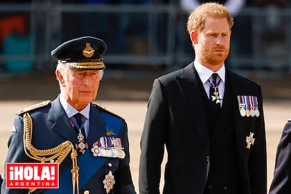 Después de meses de especulaciones, esta semana el Palacio de Buckingham confirmó que el príncipe Harry acompañará a su padre en la Abadía de Westminster.