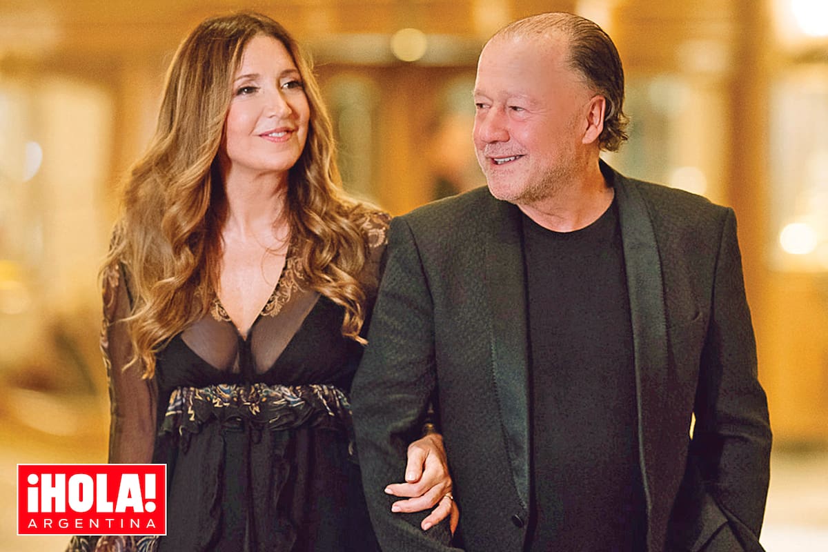 Después de prepararse en una de las suites lista para vivir una
noche inolvidable, Carla entra junto a su marido, Enrique Piñeyro, felices de dar comienzo a los festejos