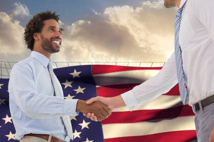 Después de que un extranjero recibe el parole en Estados Unidos, es elegible para solicitar la autorización de empleo