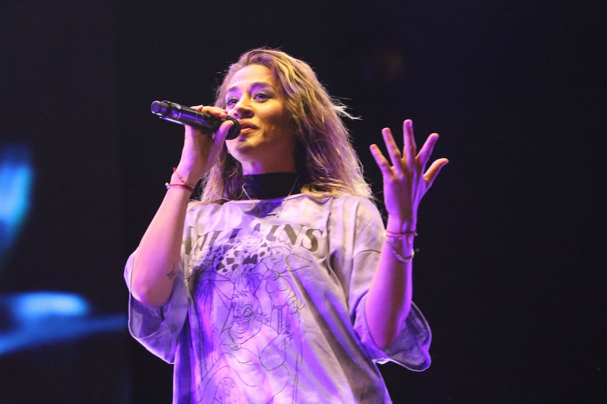 Después de resguardarse unos días por problemas de salud, Jimena Barón reapareció en Punta del Este en donde brindó un rectial