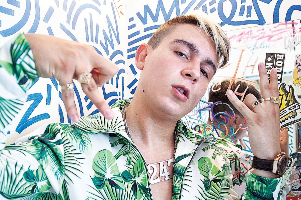 Después de sacar su primer disco, Antezana 247, Alejo Acosta está confiado con sus skills a la hora de rapear y quiere competirle a Migos y Travis Scott