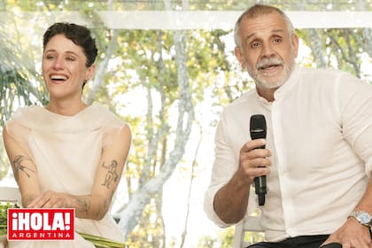 Después de seis años de amor, la pareja dio el "sí, quiero" frente a su círculo más cercano.