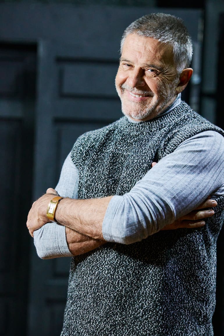 Después de ser el rey Tritón en La sirenita, Osvaldo Laport interpreta al padre de Billy Elliot en el musical que desembarca en calle Corrientes