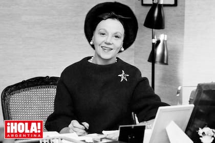 Después de trabajar como relacionista pública en el Whitney Museum of American Art, se dedicó de lleno al universo de la moda.