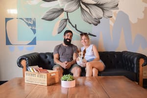 Después de un proyecto trunco en Europa, Matías Andía y Lucrecia Barnetch decidieron volver a apostar por su ciudad natal: “siempre supimos del potencial que tiene nuestro país, nuestra cultura; lo lindo que es la familia, los amigos".