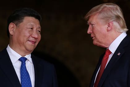 Después del anuncio de Washington sobre los aranceles por 200.000 millones de dólares a las importaciones chinas, Trump acusó a China de intentar influir en las elecciones en Estados Unidos con una guerra comercial, atacando a su base electoral.