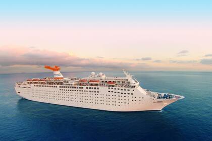 Después del paso del huracán Dorian, algunas navieras brindaron sus barcos de lujo para evacuar damnificados, entre otras acciones del sector turístico