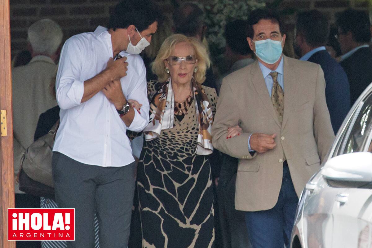 Después del responso, Mirtha Legrand (en la foto, junto a Nacho Viale y Héctor Vidal Rivas) contó que estaba muy triste y confesó que iba a sentir muchísimo la ausencia de Pet.