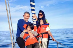 Dejaron su vida en Pilar para mudarse a un velero en España