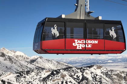 Destinos de nieve en todo el mundo se unen para optimizar servicios y fidelizar esquiadores