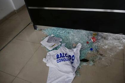Destrozos en el gremio del SOEME