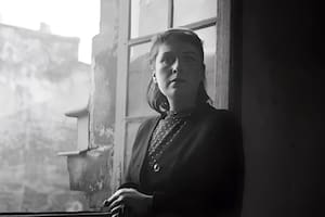 Detalle de autorretrato de Dora Maar, c. 1935
