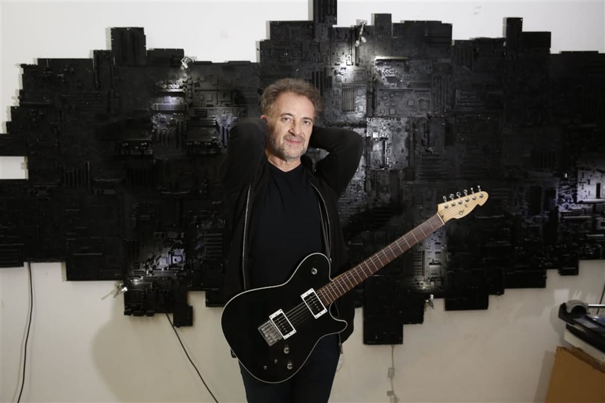 Detalle de la instalación Babel (2011)