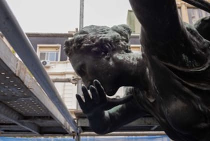 Detalle de la Victoria alada que guía el grupo ecuestre del monumento