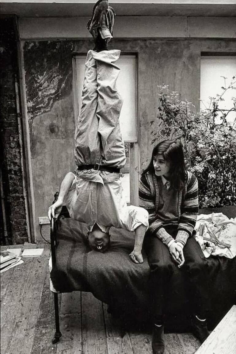Detalle de un retrato de Bella Freud con su padre, Lucian