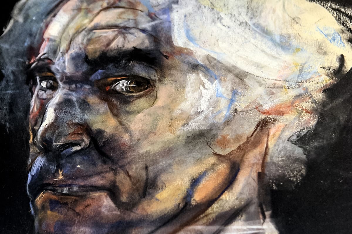 Detalle del autorretrato de Carlos Alonso exhibido en el Museo de Arte Contemporáneo de Unquillo, en Córdoba