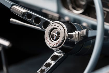 Detalles del volante en el modelo clásico