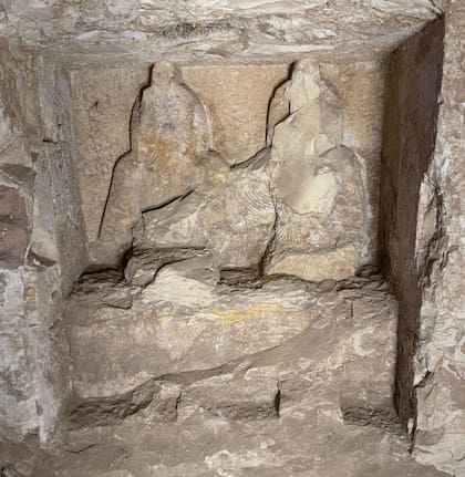 Detalles que se encuentran en el interior de la tumba de Amón-Mes. (Foto: Ministerio de Turismo y Antigüedades de Egipto)