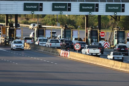 Detectaron una nueva estafa que involucra el sistema de TelePASE