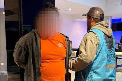 Detienen a un hombre cuando abusaba de una chica de 12 años en una sala de cine de un shopping porteño