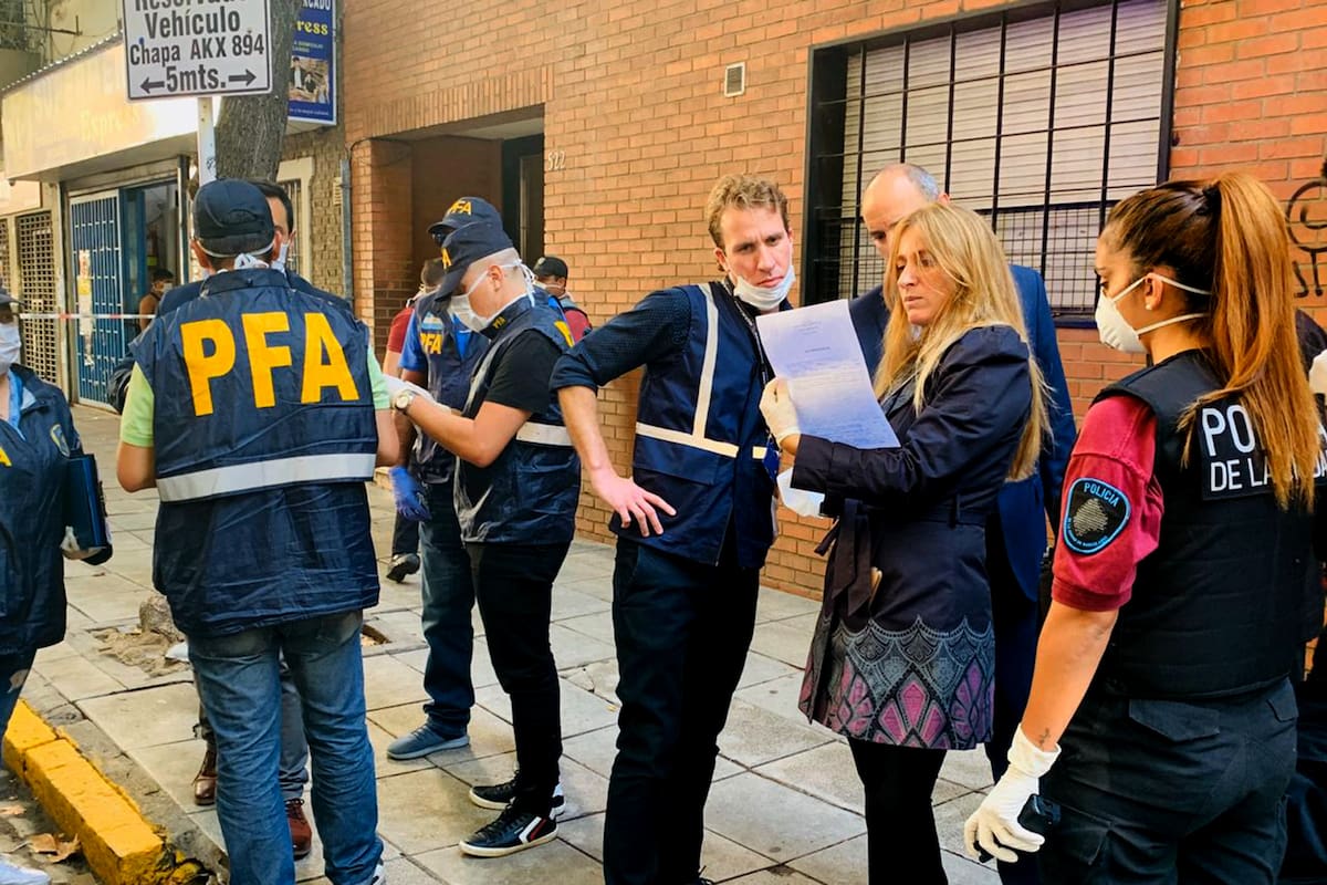 Detienen y deportan a un italiano en Colegiales porque no cumplía la cuarentena