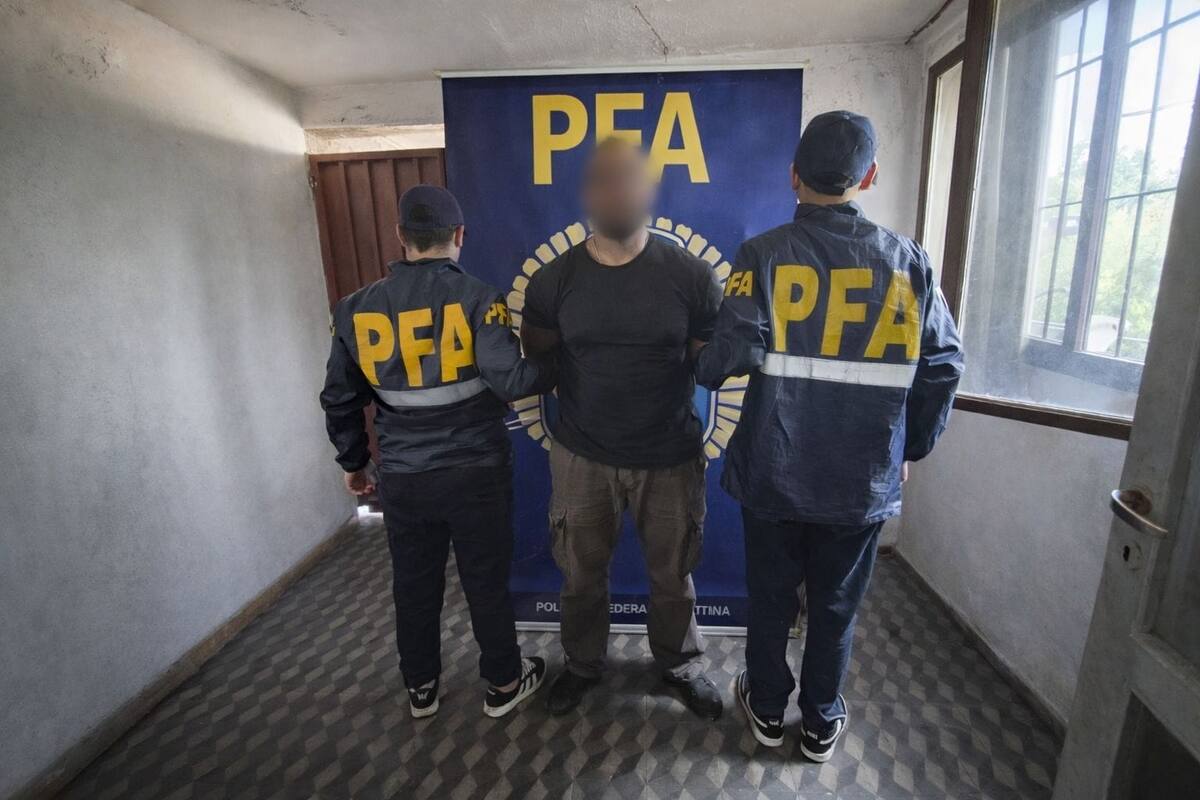 Detuvieron a dos hombres por presuntas discriminaciones antisemitas y amenazas de muerte a Milei