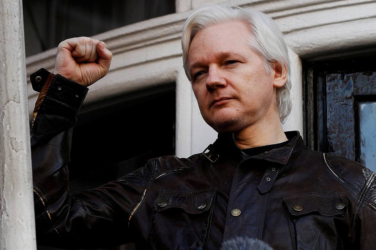 Detuvieron a Julian Assange