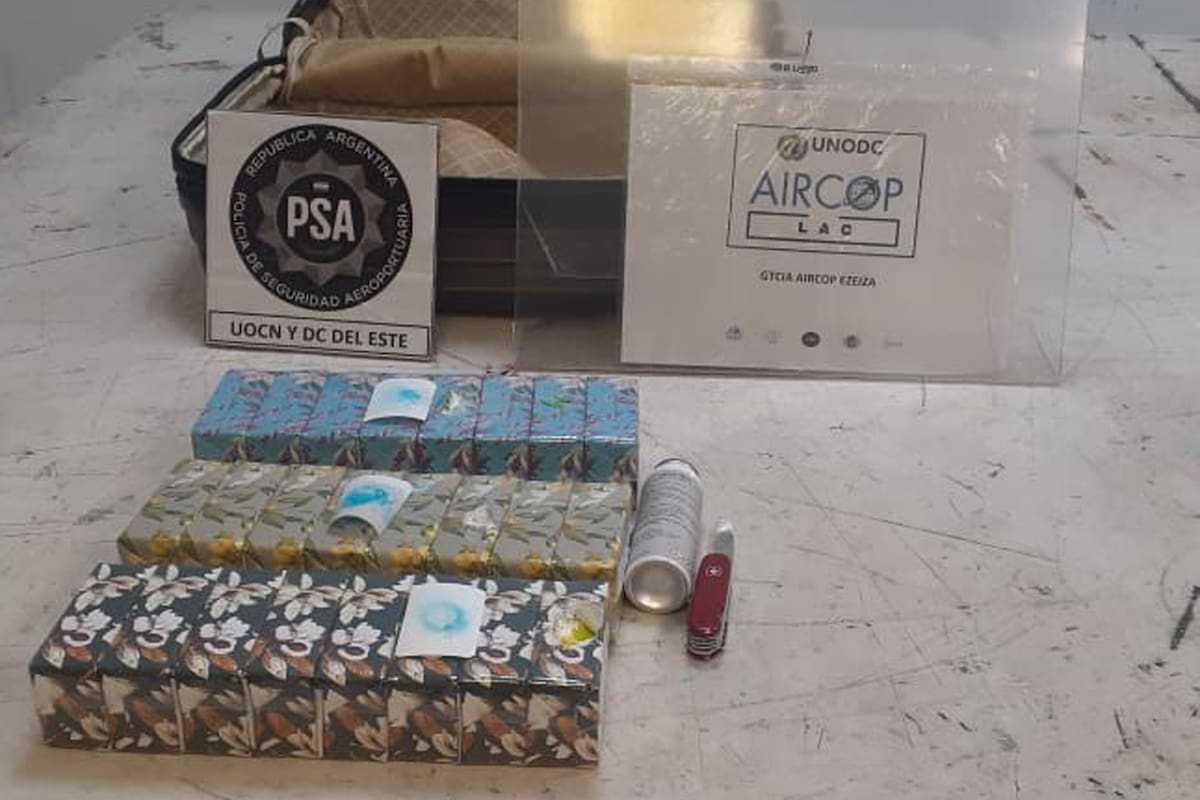 Detuvieron en Ezeiza a un estadounidense con kilos de cocaína ocultos en jabones