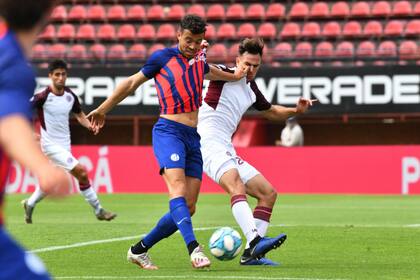 Di Santo erró un penal y se fue expulsado en la caída 4-1 de San Lorenzo