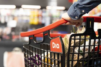 Dia arrastraba fuertes pérdidas en Brasil y por eso decidió cerrar el 60% de sus tiendas en ese país, para concentrar todas sus operaciones en San Pablo